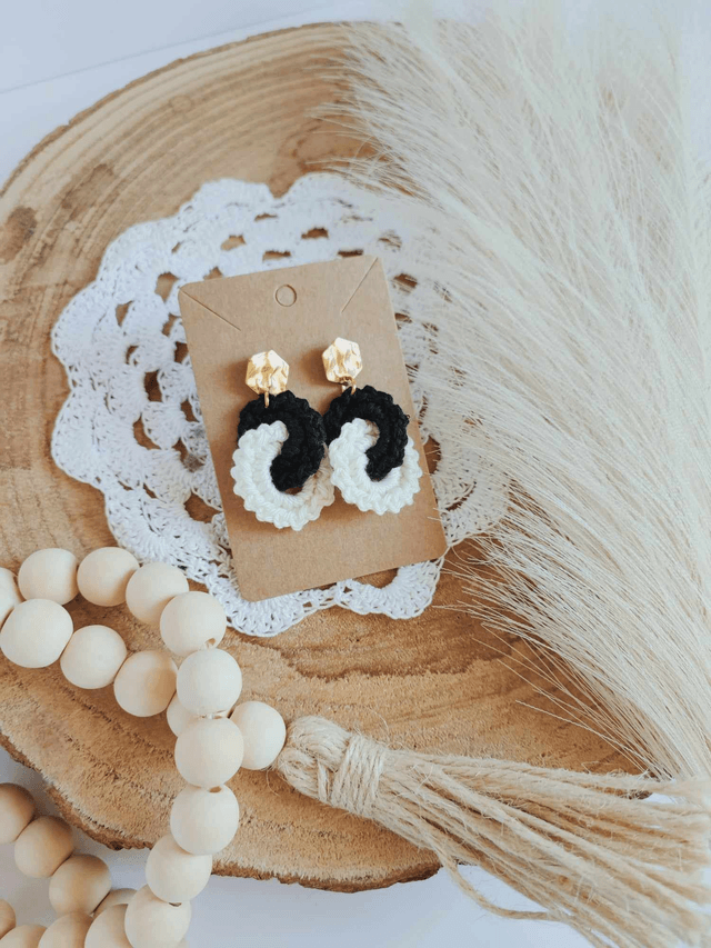 Boucles d'oreilles au crochet Infini. Boucles d'oreilles pendantes en acier inoxydable et coton pour femme 