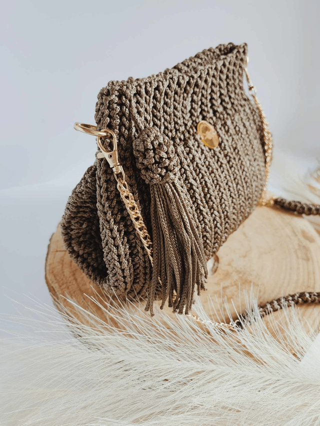 Sac en crochet fait main – Élégance naturelle en vert olive