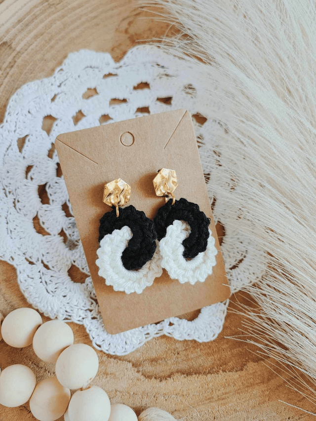 Boucles d&#039;oreilles au crochet Infini. Boucles d&#039;oreilles pendantes en acier inoxydable et coton pour femme 
