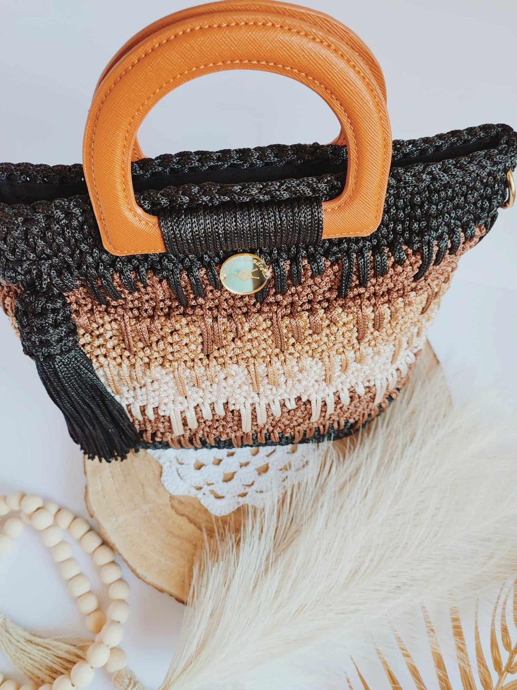 Sac Siena – sac à main crocheté à la main, tons noir, marron et beige avec anses en cuir végan