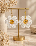 Boucles d’oreilles fleur en crochet Lily – Fait main
