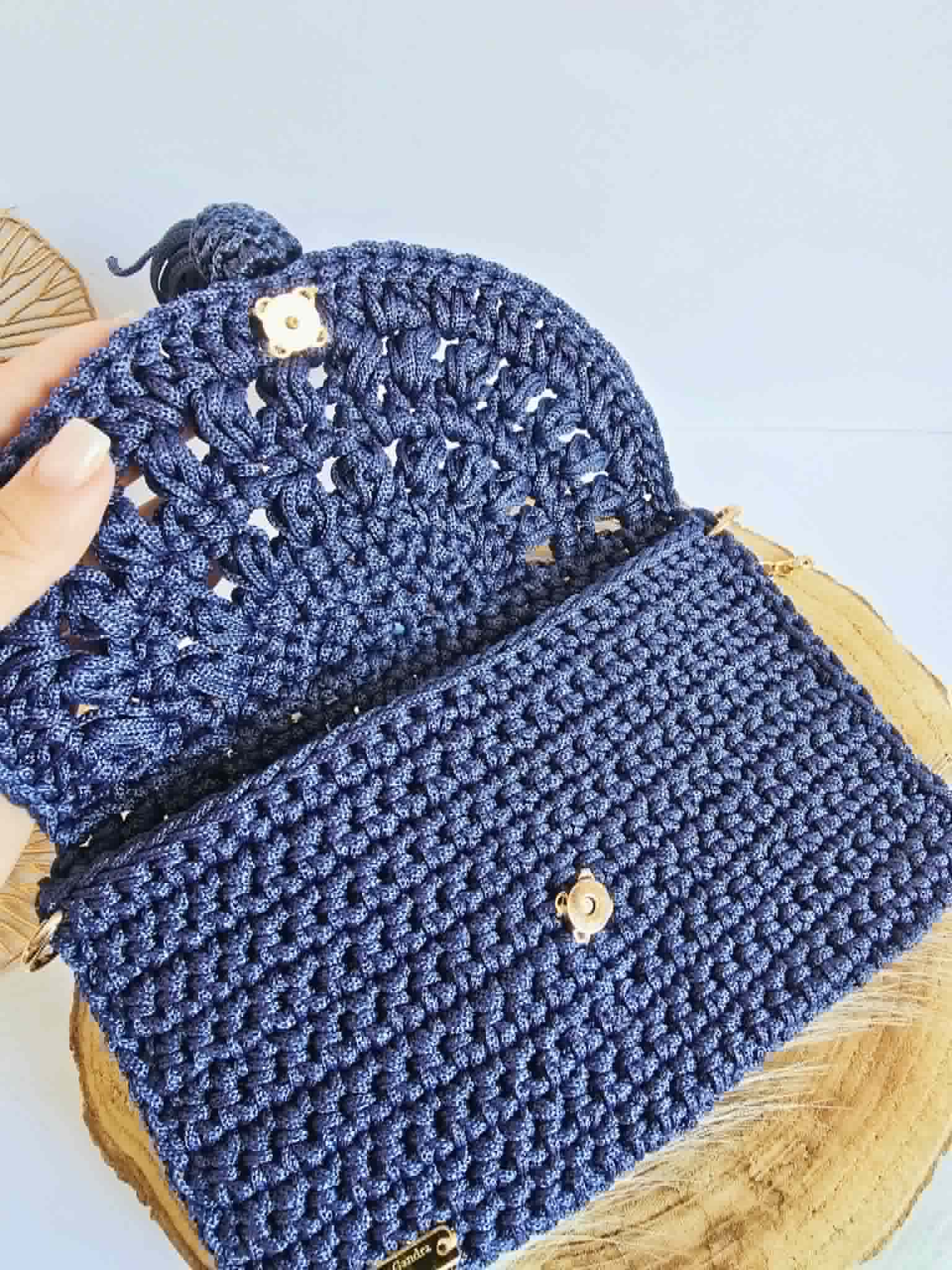 Maya – Sac crochet bohème chic à pompon