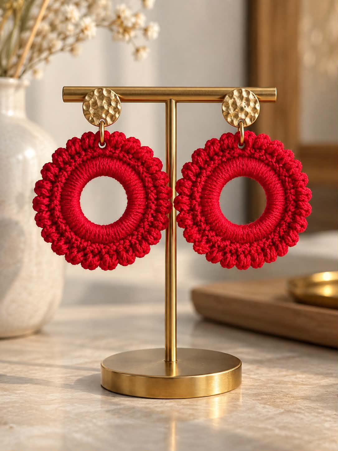 Boucles d’oreilles en crochet Muse – Rouge, fait main