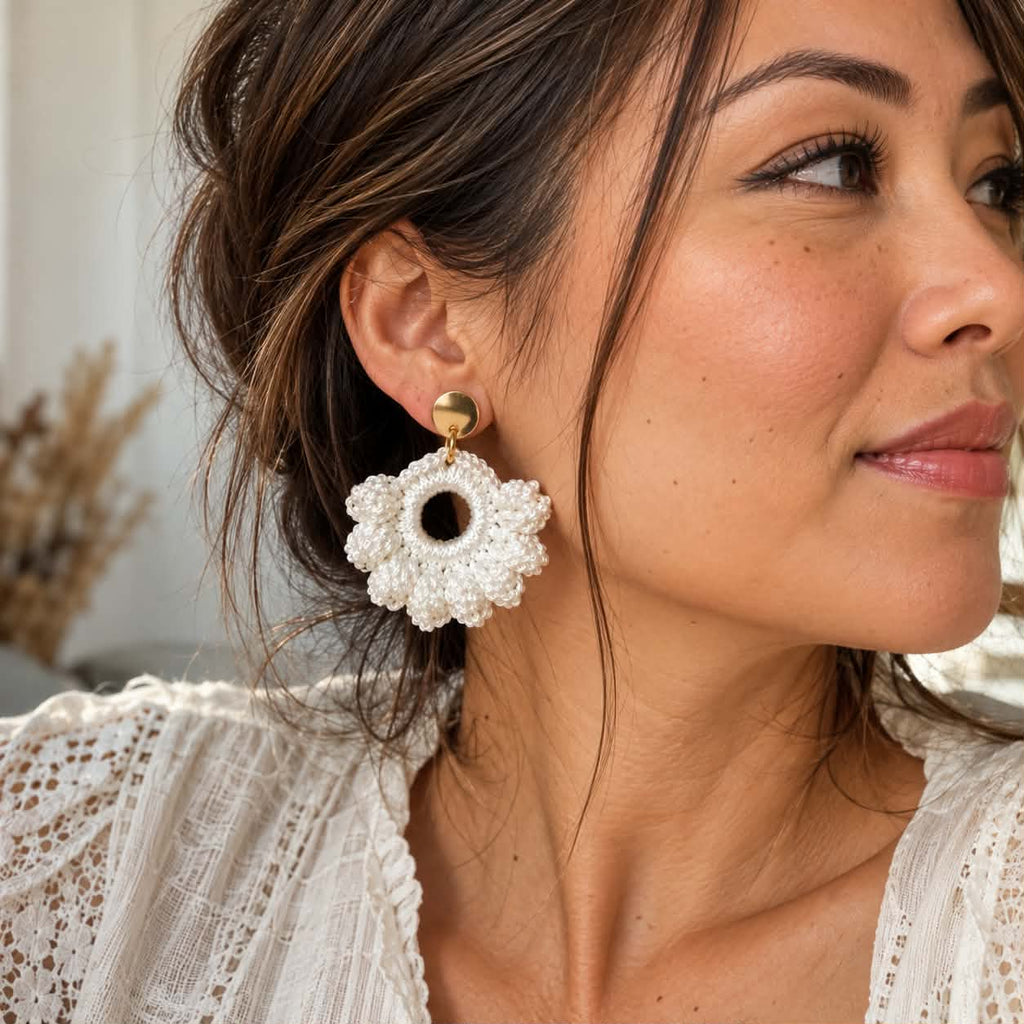 Boucles d’oreilles en crochet Zara – Blanc, fait main