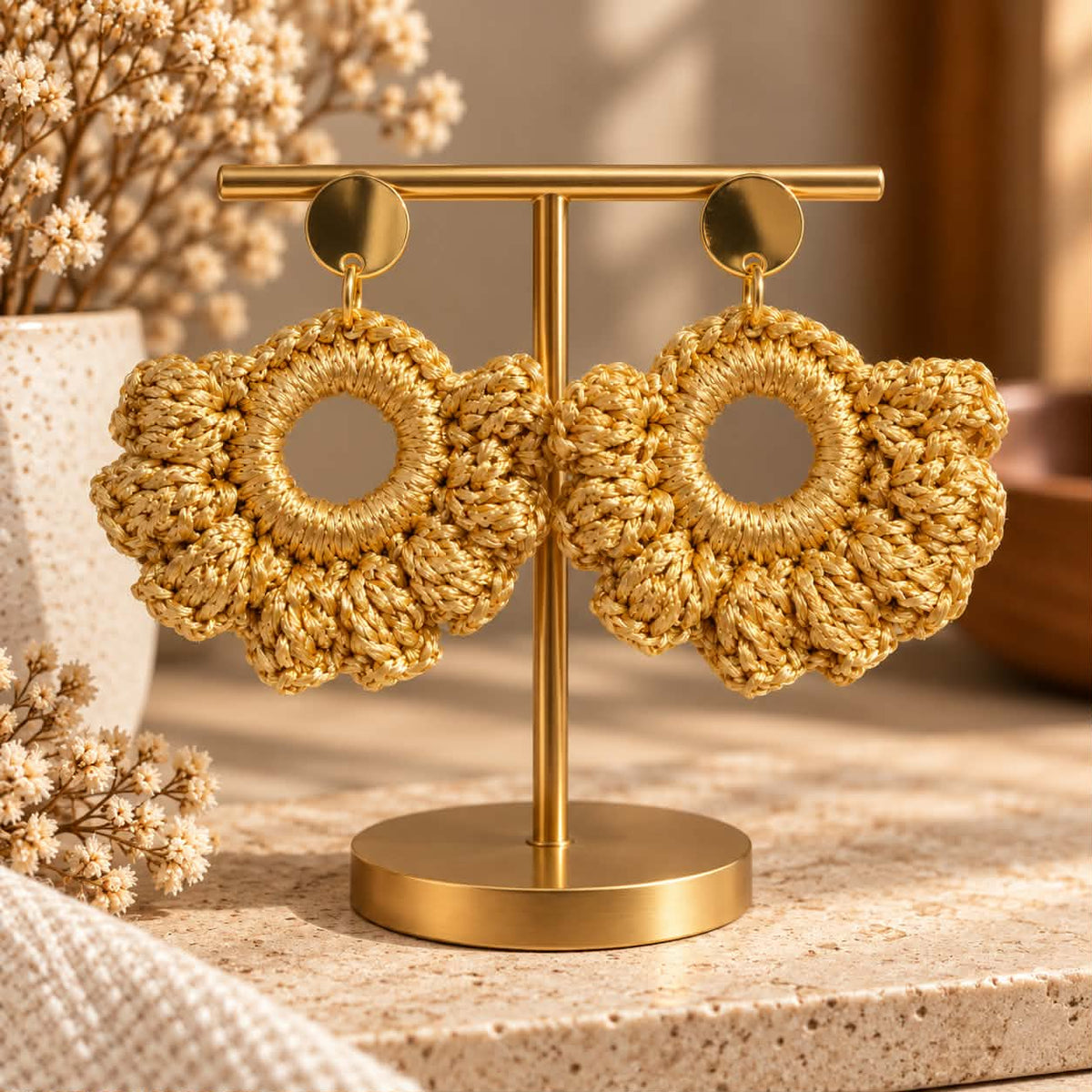 Boucles d’oreilles en crochet Zara – Doré, fait main